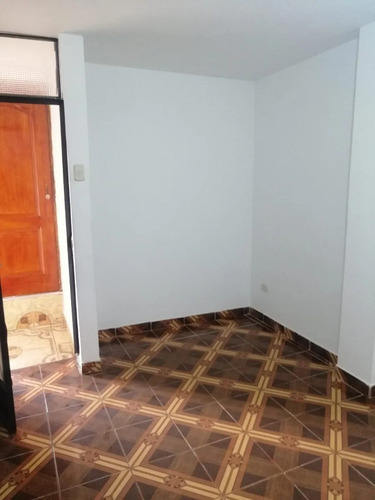 Imagen 8 de 12 de Alquiler Departamento San Juan De Miraflores