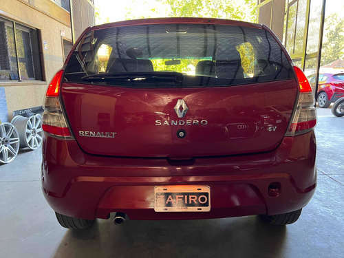 Imagen 9 de 14 de Renault Sandero 2015 1.6 Privilege Nav 105cv
