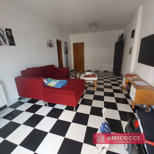 Imagen 5 de 14 de Excelente Departamento En San Martin Centro Con Cochera