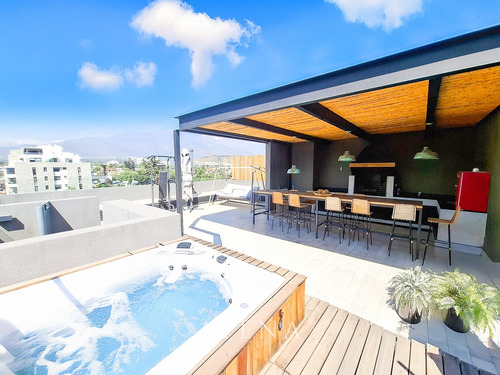 En Venta Departamento Tríplex En Vitacura