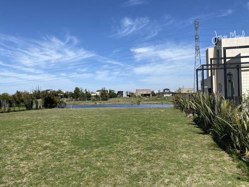 Lote Laguna #200-300 - Villa Nueva - San Gabriel - 793m2 #id 7221
