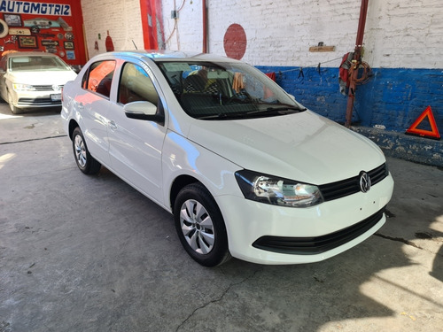 Imagen 2 de 12 de Volkswagen Gol 2014 1.6 Gl Man Mt
