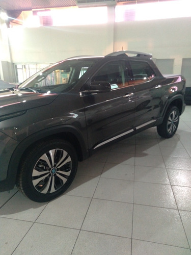 Imagen 3 de 8 de Fiat Toro Nafta Plan Nacional 4x2 Caja Autom