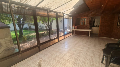 Alquiler De Casa 5 Ambientes En San Justo,