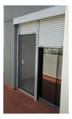 Cambio De Rodamientos Y Sellado De Ventana Anti Viento Blanco