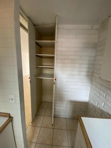 Depto Antiguo 3d/2b + E Plaza Ñuñoa Gastos Comunes Incluidos