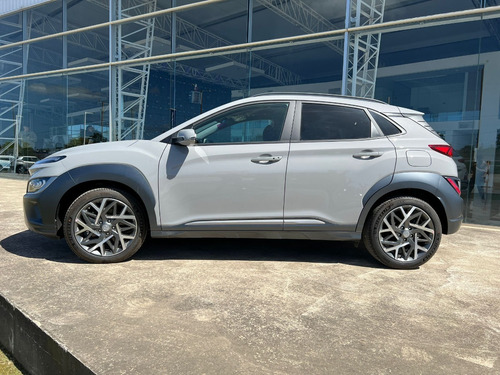 Imagen 7 de 13 de Hyundai Kona Hibrida Safe 0 Km