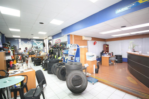 Local Comercial Para Amplio Giro De Servicio Automotriz