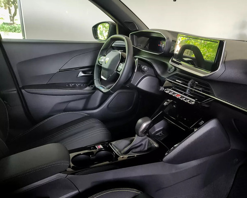 Peugeot 2008 1.0T Allure