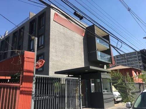 Townhouse, Departamento De Tres Niveles Con Azotea Privada