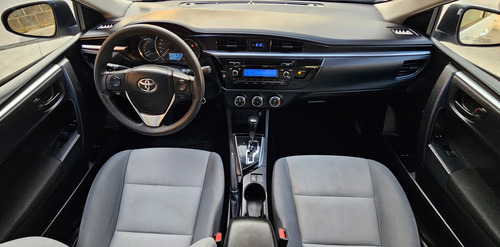 Toyota Corolla 1.8 Base At