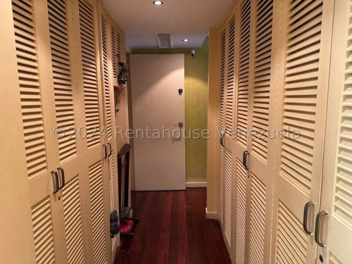 225m2 Vendo Apartamento En Los Samanes, 3hab., 4ba., 4est.,.ascensor Directo Al Apartamento. Mls#25-7911
