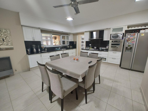 Imagen 6 de 30 de Casa En Venta En Villa Belgrano