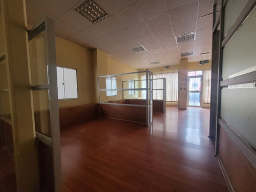 Amplia Oficina En Arriendo En El Centro De Iquique