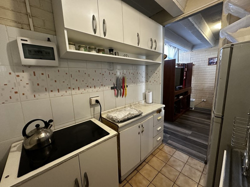 Casa 2 Pisos 2d+1b En Villa España