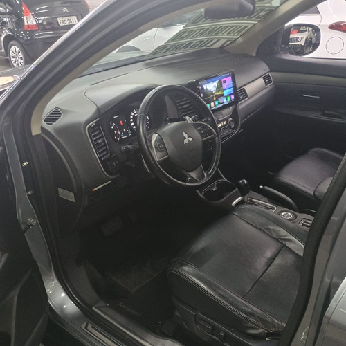 Mitsubishi Outlander OUTLANDER 3.0/ GT 3.0 V6 Aut.