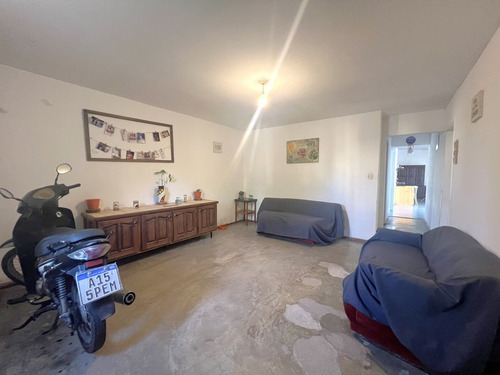 Venta 2 Casas De 2 Y 3 Dorm Patio Matienzo