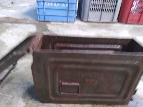 Caja De Municiones Militar Antigua