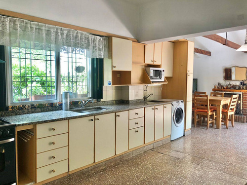Imagen 7 de 30 de Venta Casa 5 Ambientes/cochera/parrilla/ubicación