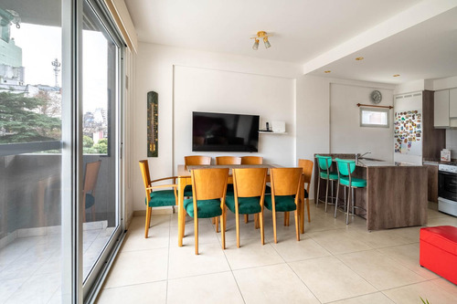 Venta Departamento De 2 Ambientes En Flores
