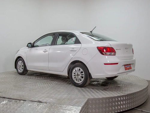 Kia Soluto 1.4 Lx Ac Mt 2024