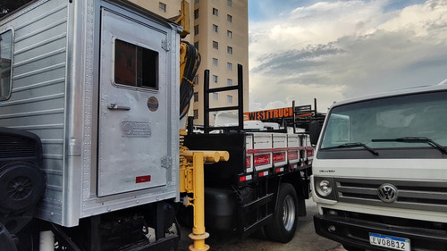 Volkswagen 13-190 Modelo 2014 Com Munck