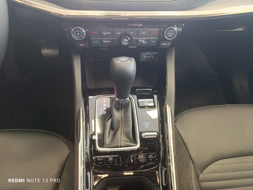 Jeep Commander 2.0 at9 272cv Overland 4 x 4