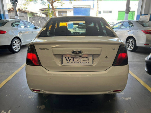 Imagem 5 de 13 de Ford Fiesta 1.6 Se Sedan 16v Flex 4p Manual