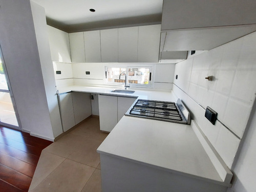 Imagen 12 de 25 de Venta Departamento 2 Ambientes Lomas Del Mirador