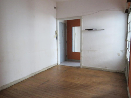 Imagen 2 de 9 de Venta Apartamento Dos Dormitorios Ciudad Vieja