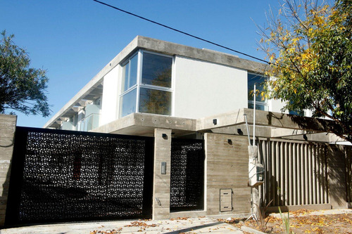 Casa Tipo Duplex 2 Dormitorios A Estrenar