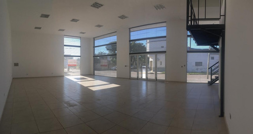 Imagen 2 de 5 de Excelente Local En Alquiler