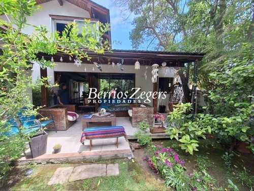Casa En Venta De 4 Dorm, 4 Baños Mas Servicios 2 Salas Estar