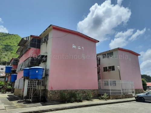 Imagen 1 de 10 de Apartamento En Venta En Brisas De Pariapan, San Juan De Los Morros  23-11245