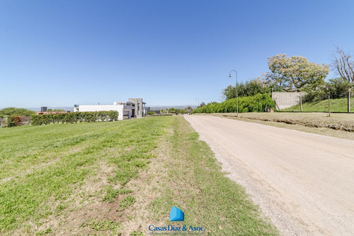 Imagen 15 de 25 de Gran Lote En Venta De 2100 M2 - Country Causana