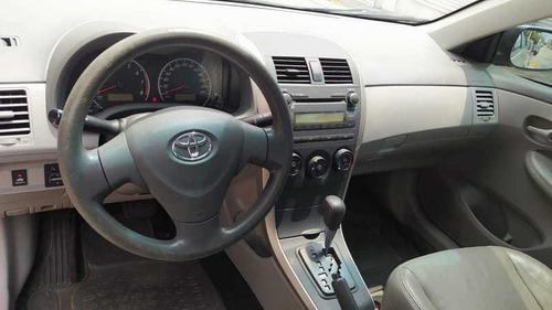 Imagem 10 de 13 de Toyota Corolla Sedan Xli 1.8 16v 4p 2009