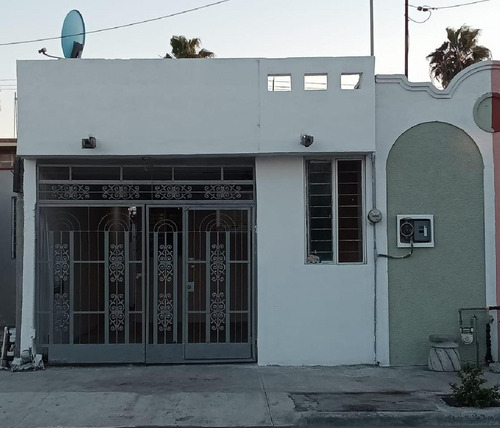 Casa Sola En Renta En Los Ébanos, Apodaca, Nuevo León