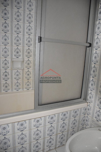 Apartamento En Peninsula 2 Dormitorios- Ref: 4785
