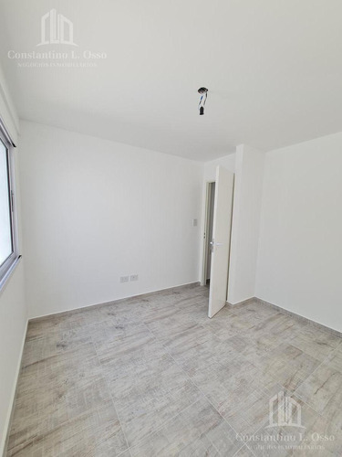 Imagen 3 de 21 de Departamento 2 Ambientes Con Balcon Y Cochera Cubierta - Temperley