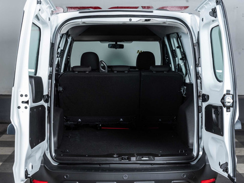 Imagen 5 de 10 de Renault Kangoo 2022 1.5 Furgon Ph3 Confort 5as Lc 60660537
