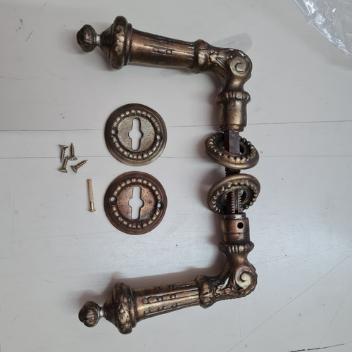Imagen 3 de 10 de Picaporte Manija Puerta Estilo Antiguo De Bronce Mate.