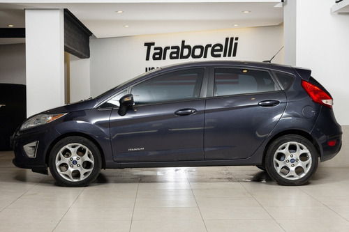 Ford Fiesta Kinetic Design 2012 1.6 Design 120cv Titanium