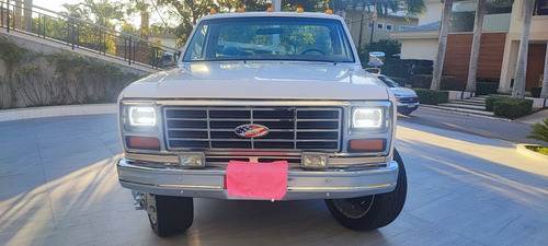 Ford F350 Xl Dually V8 460 220hp