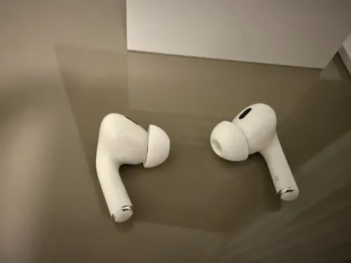 Apple Airpods Pro 2 Geração Branco A3047 A3048 A2968 - Usado