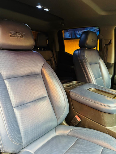 Chevrolet Cheyenne 5.4 2500 Doble Cab Lt Z71 4x4 At