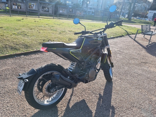 Imagen 5 de 12 de Husqvarna Svartpilen