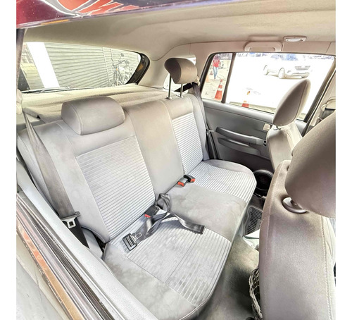 Volkswagen Spacefox 1.6 MI COMFORTLINE 8V FLEX 4P MANUAL