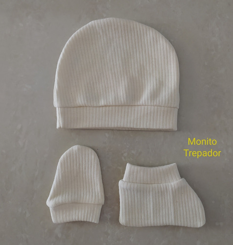 Gorro, Escarpin Y Manoplas