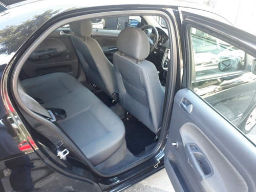 Volkswagen Voyage 2012 1.0 Vht Total Flex 4p