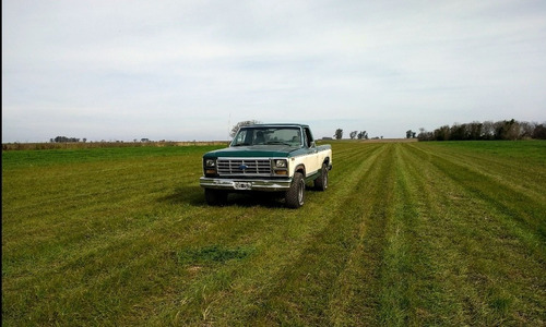 Ford F-100 Xlt